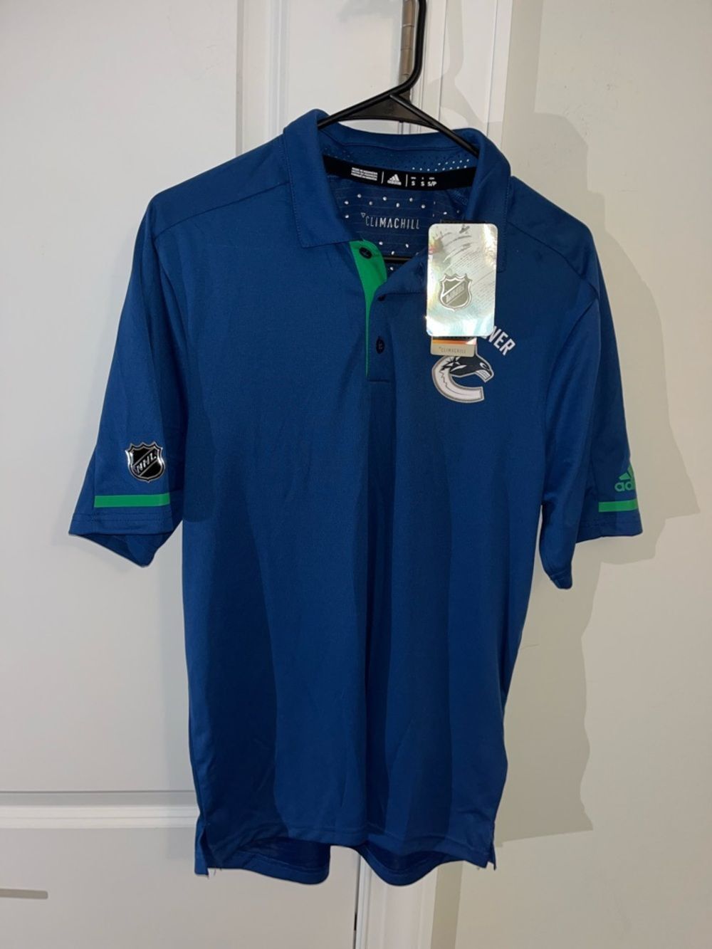 New $75 Vancouver Canucks NHL Blue Golf Polo Shirt S Adult Adidas Climachill
